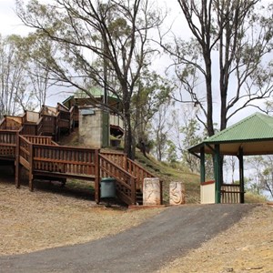 The viewing point at Cunninghams Rise Lookout 