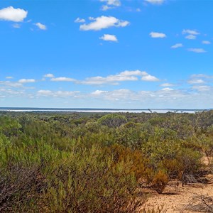 Lake Mongers Lookout