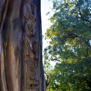 Tinonee Totem