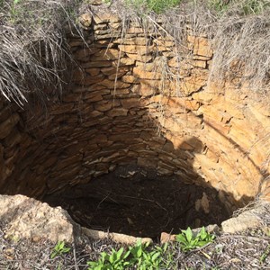 Trayning Historic Well
