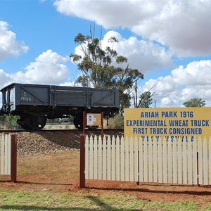 1916 Experimental bulk wheat wagon (Credit: Virtual Steve)