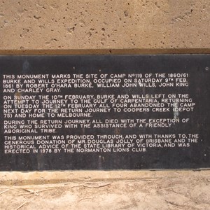 Monument text