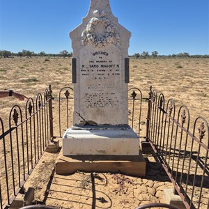 Magoffin’s Grave
