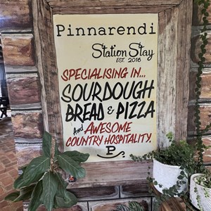 Pinnarendi Station Stay & Café