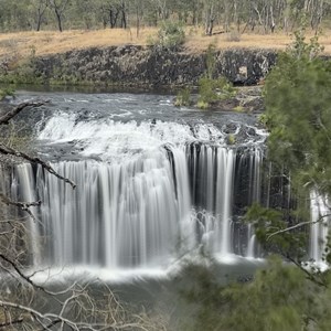 Millstream Falls