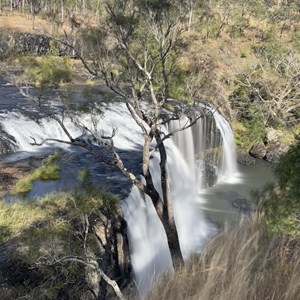 Millstream Falls