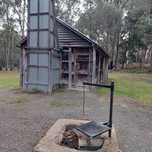 Wilsons Hut (1916)