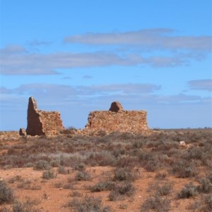 Ruin: Old Manunda Homestead