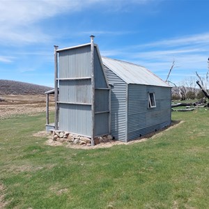 Happys Hut