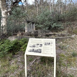 Ruin: Cassilis Mine Hydro Power Station ruins