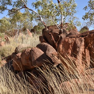 The Pebbles (Kunjarra)