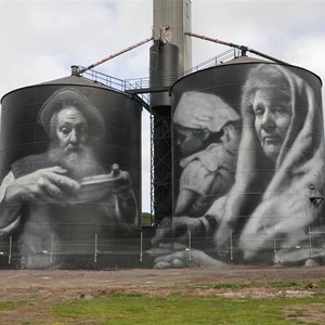 St Arnaud Silo Art