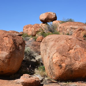 Devils Marbles 