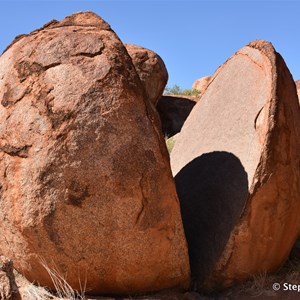Devils Marbles 