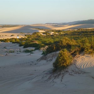 Tetrahedron Dunes