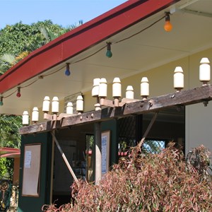 Telegraph line insulators