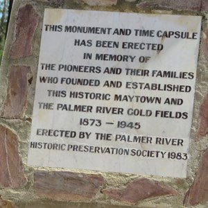 Monument plaque