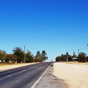 Approaching Kynuna from Winton