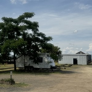 Monto Self Contained Stopover