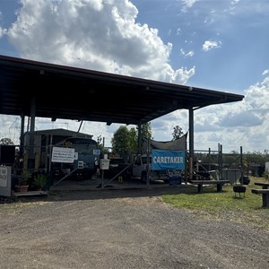 Monto Self Contained Stopover