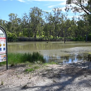 Five Mile Reserve Boat Ramp (Rocky Waterhole)
