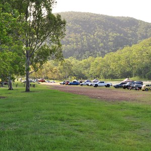 Somerset Dam,The Spit