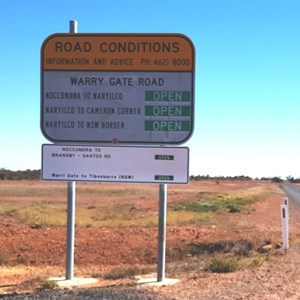 The road condition sign on the Warri Gate Road