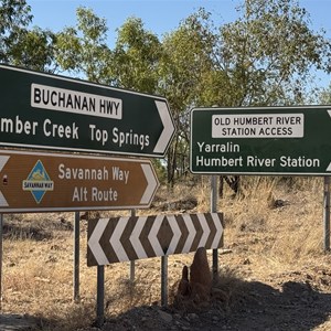 Yarralin Access Rd