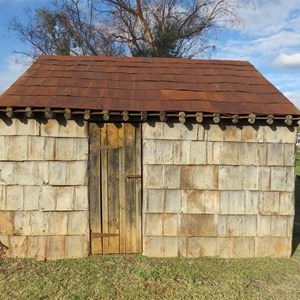 Kero hut west exterior