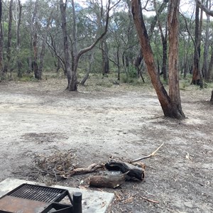 Tanners Rd Bend Camp