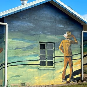 Monto Water Tank Art
