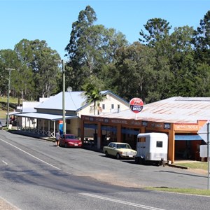 Woolooga hotel