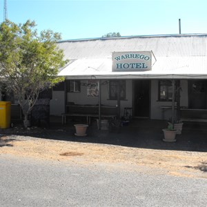 Warrago Hotel 