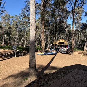 Lake Leschenaulta Camp Ground