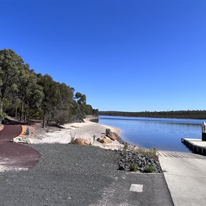 Lake Kepawari Boat Ramp