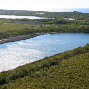 Honeyeater Lake