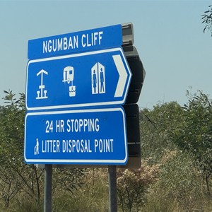 Entry to Ngumban Cliff