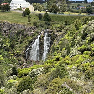 Guide Falls