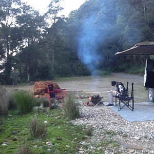 Lake Burbury Foreshore camping