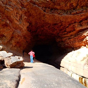 Woolshed Cave