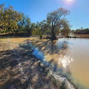 Kyabra Creek camp spot