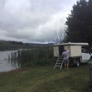 Free camp at Lake Wallace