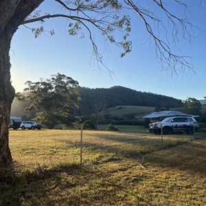 The Pub in the Paddock Free Camping