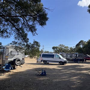 Tandara Hotel Campground