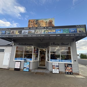 Maria island Cruises & Cafe