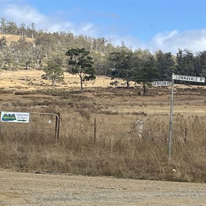 Lonavale Rd & Denison Rd Junction