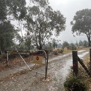 Quamby Bluff Trailhead