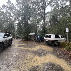 Upper Liffey Falls Carpark & Day Use Area