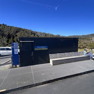 Ronny Creek Shuttle Terminus & Trailhead