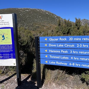 Dove Lake Shuttle Terminus & Trailheads